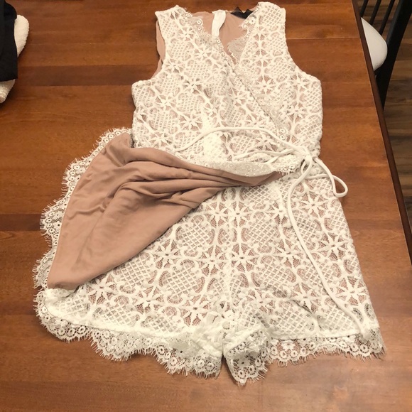 Nordstrom white lace romper size medium - Picture 4 of 6